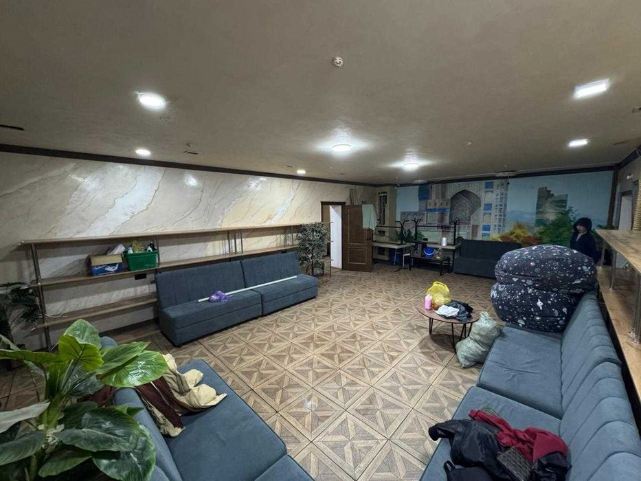 Помещение под свободное назначение, офисы, магазины, склады, общепит