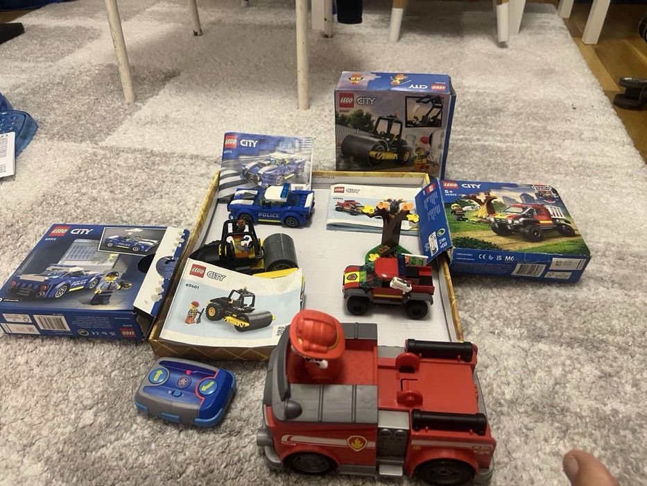 Lego 3 броя + пожарна Пес патрул с дистанционно