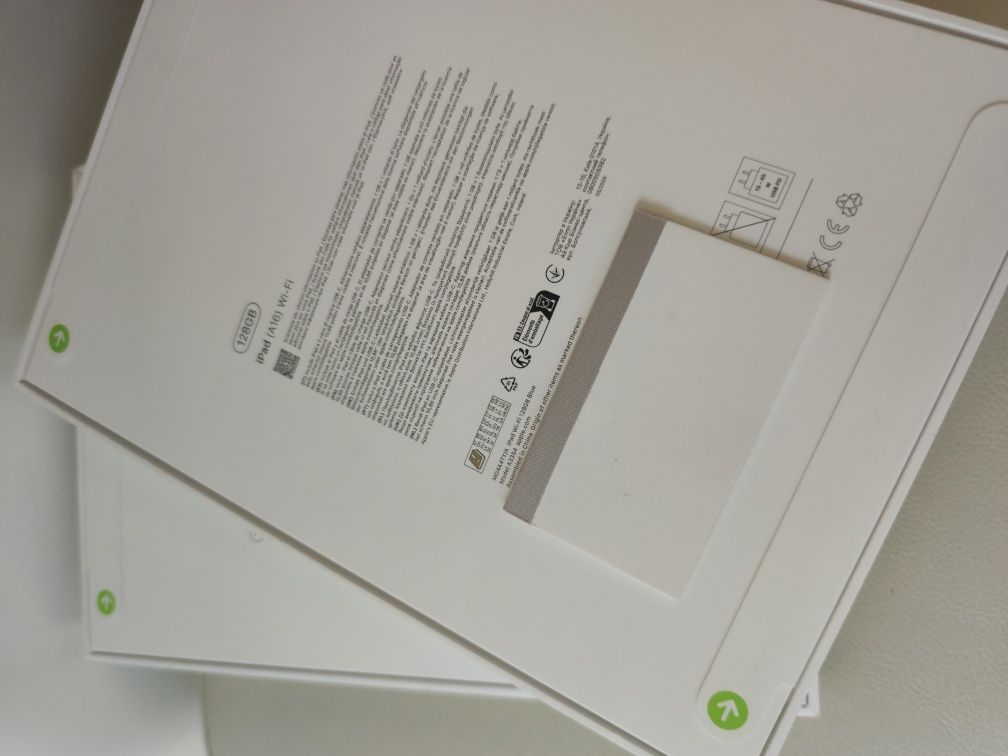 НОВ! Apple iPad 11" 2025 128GB Wifi  Silver blue Yellow Гаранция!