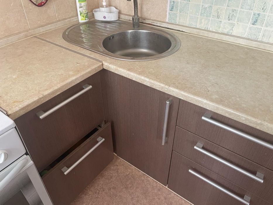 Кухня за 85 тысяч тг СРОЧНО