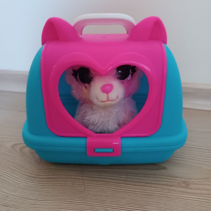 Котенце с клетка