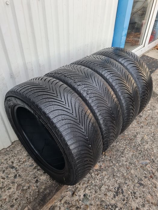 4 Anvelope de iarna*225/50R17*MICHELIN*LICHIDARE STOC*50 Lei Buc*