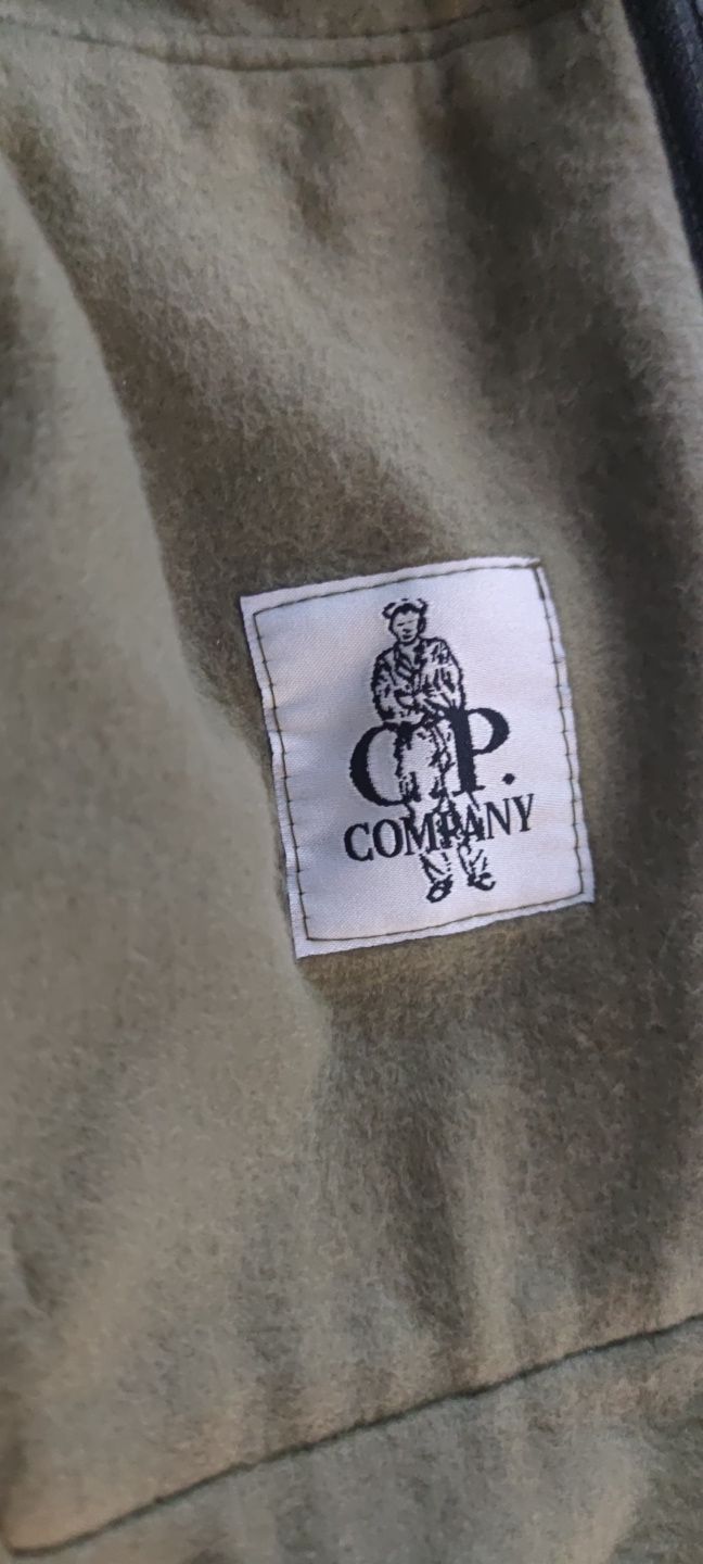 C.P company zip up hoodie суичер М