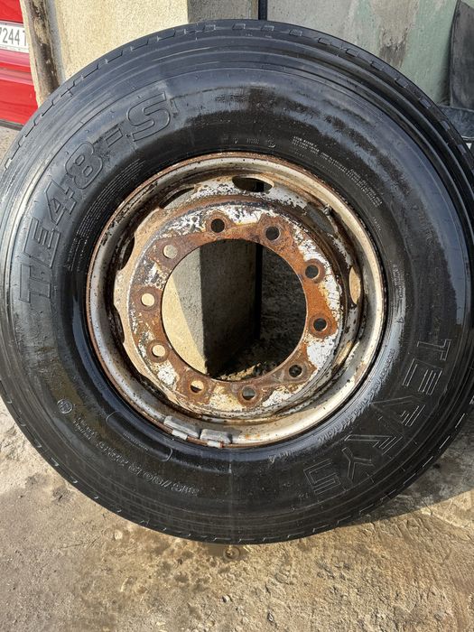 Гуми с джанти камиони 315/80 385 /80 R 22.5