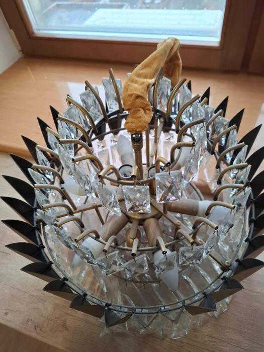 Продам люстру бу