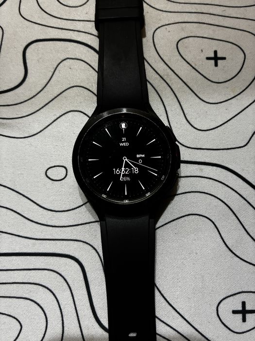 Смарт-часы Samsung Galaxy Watch 4