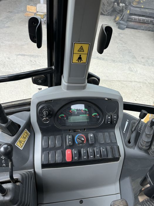 2017 CAT 428 F2 unic proprietar