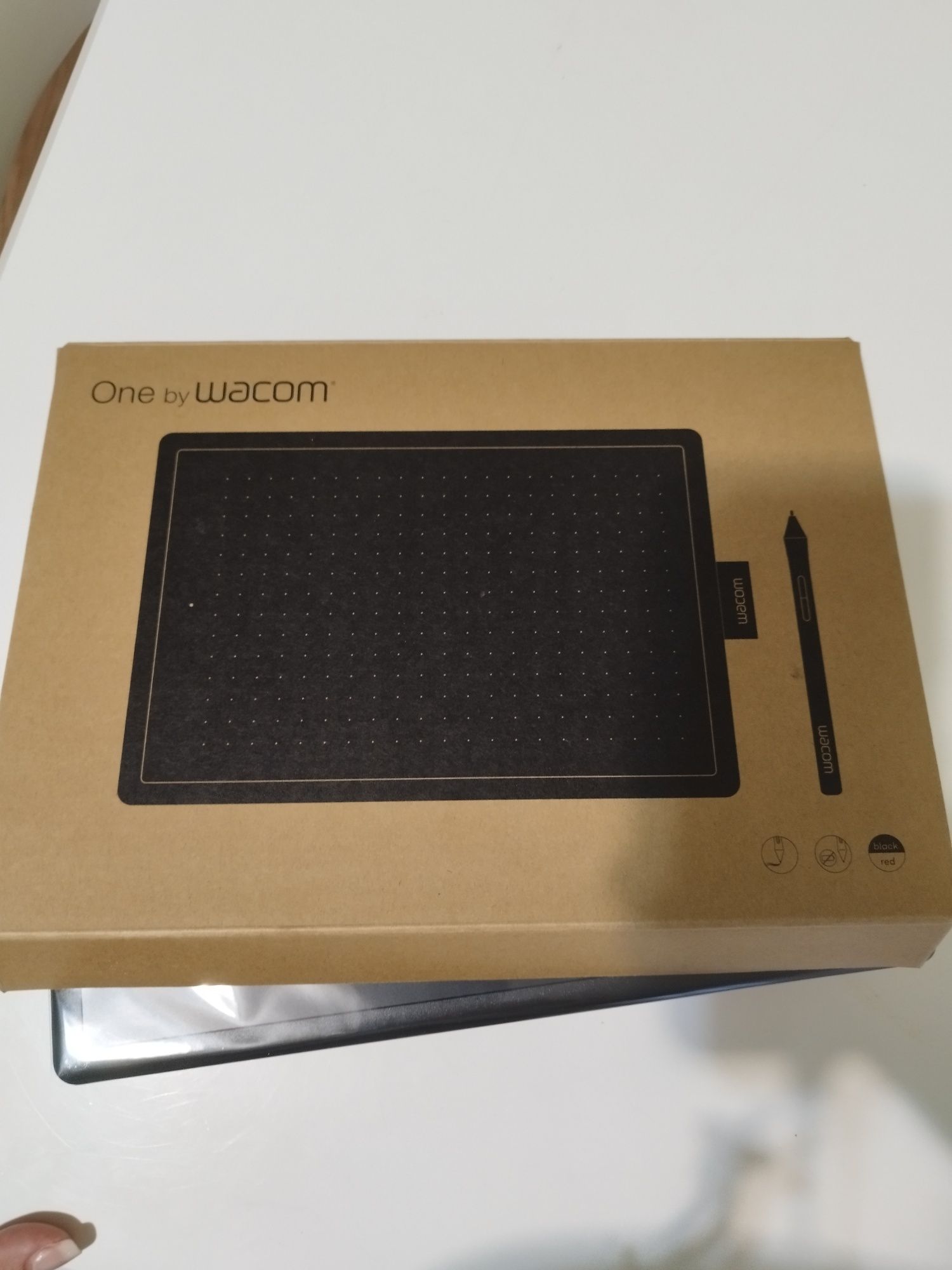Графичен таблет Wacom One by Wacom CTL-672 (Medium размер)