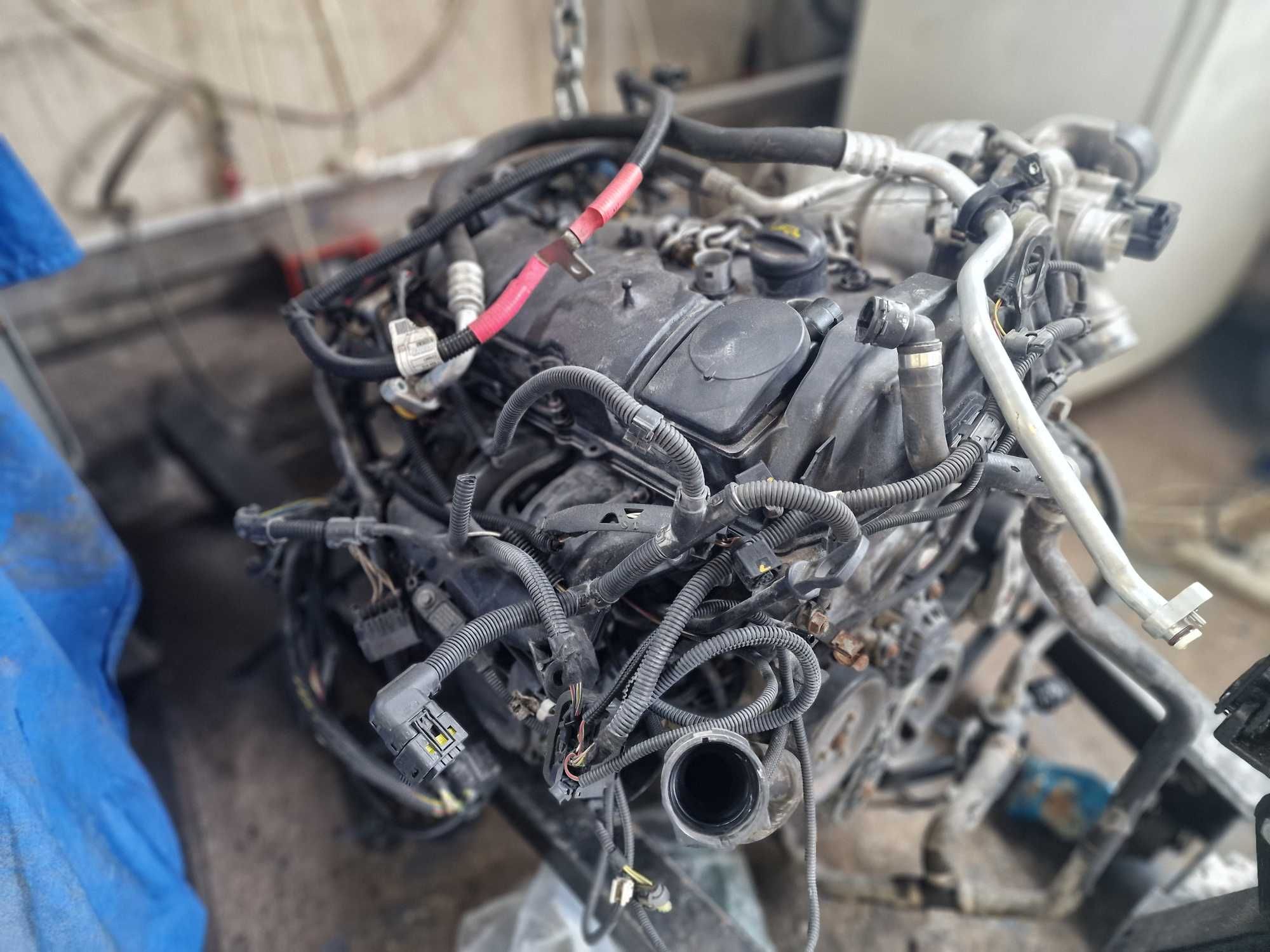 Dezmembrez motor BMW F30 N13B16A 316i benzina