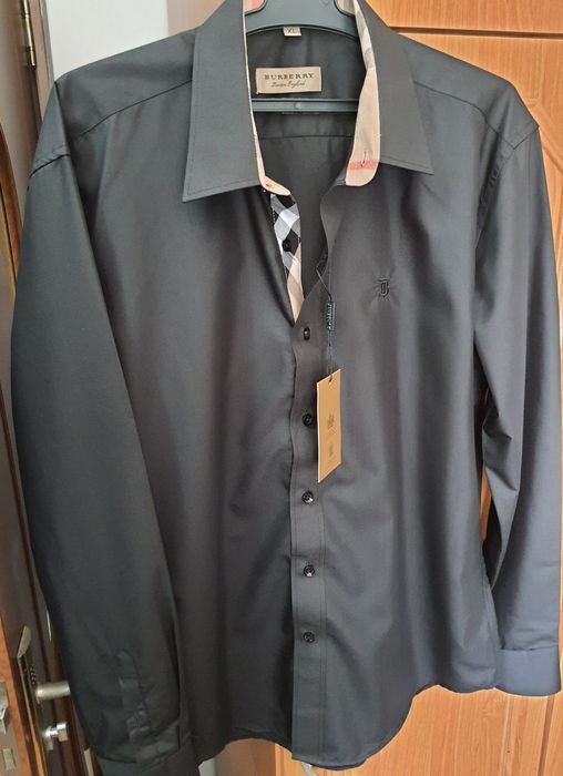 Vând cămașă Burberry