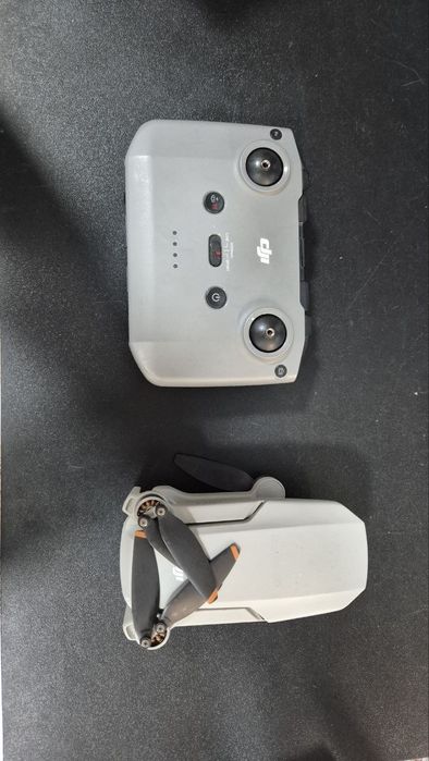 продам дрон DJI MINI 2