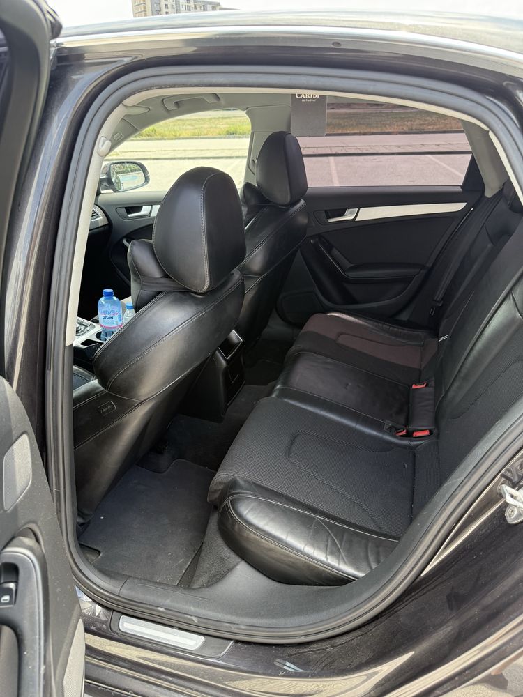 AUDI A4 S-ine 2.0TDI