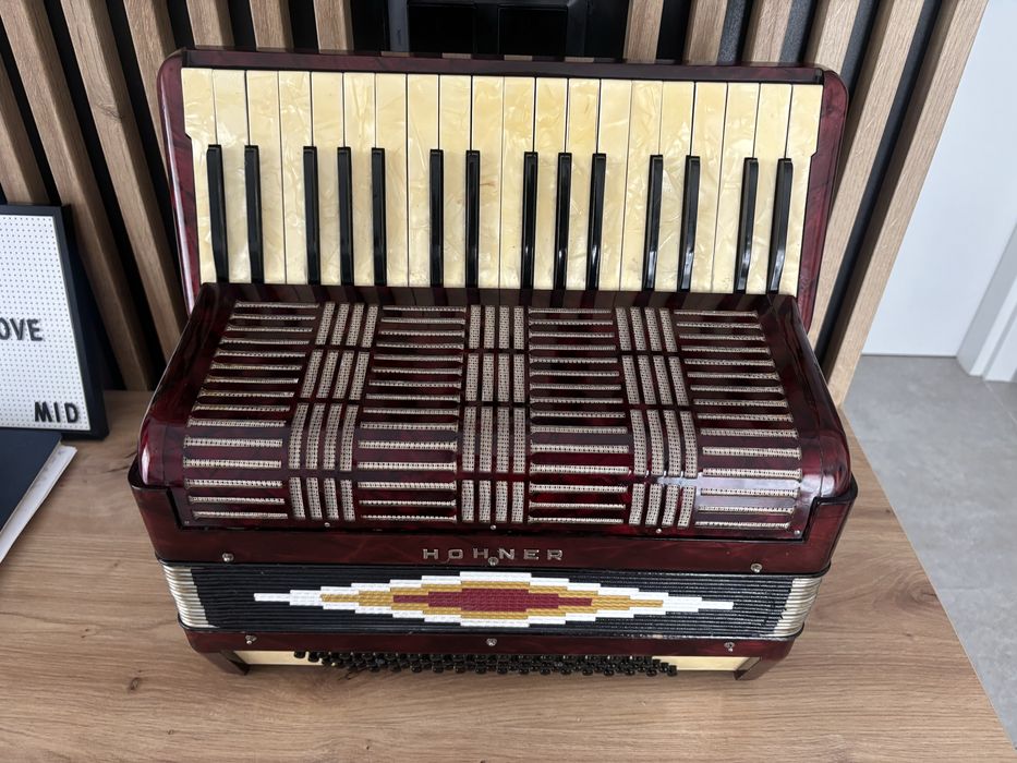 Acordeon Hohner Verdi 2 cu 80 de basi vergea