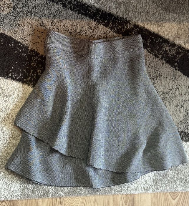 Чисто нова зимна пола Zara