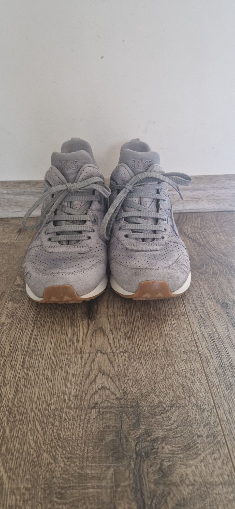 Спортни обувки "Asics"