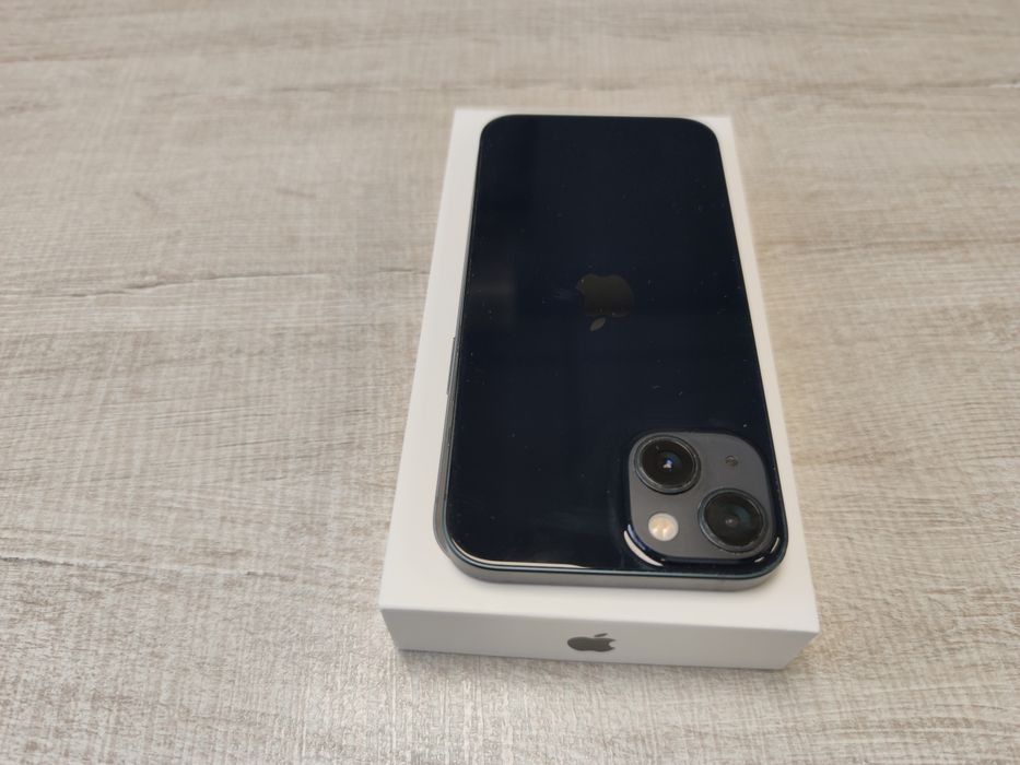 Iphone 13  128GB Midnight battery  Перфектен!