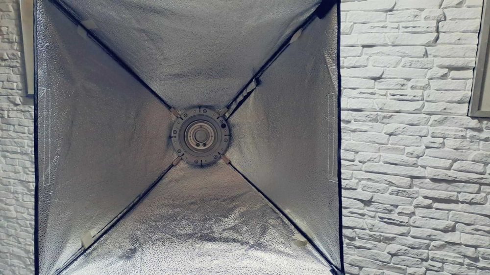 Студийно осветление:Моноблок Fomax L-250A - 2 броя