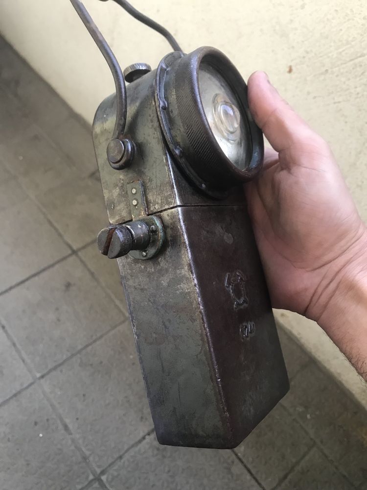 Lampa , lanterna, felinar veche germana miner
