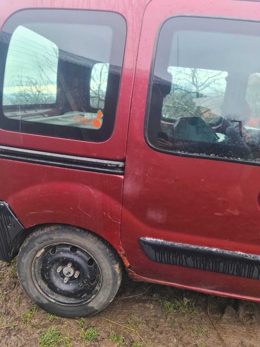 Dezmembrez Renault Kango