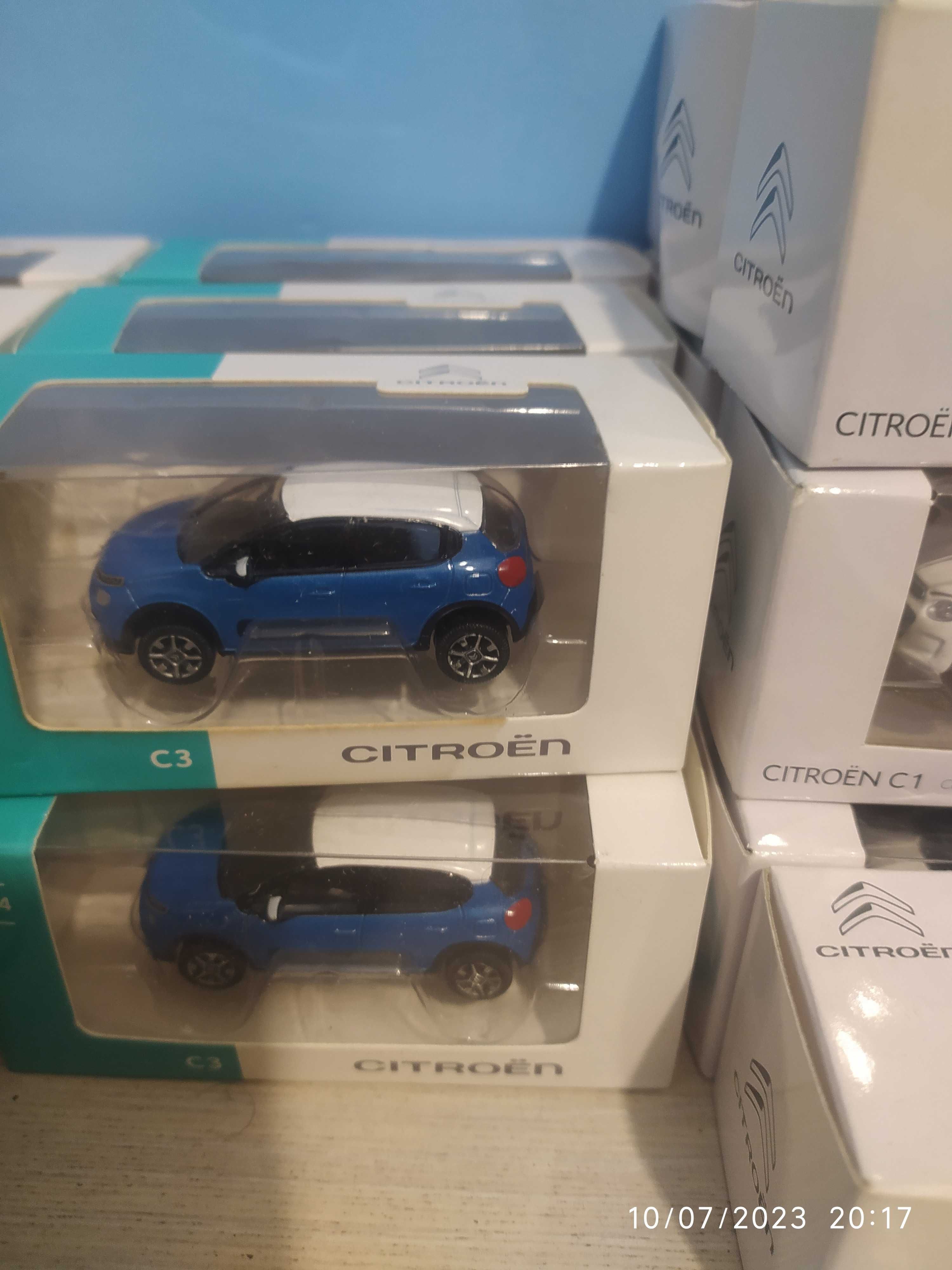 Колекционерски колички, монети и ключодържатели Citroen