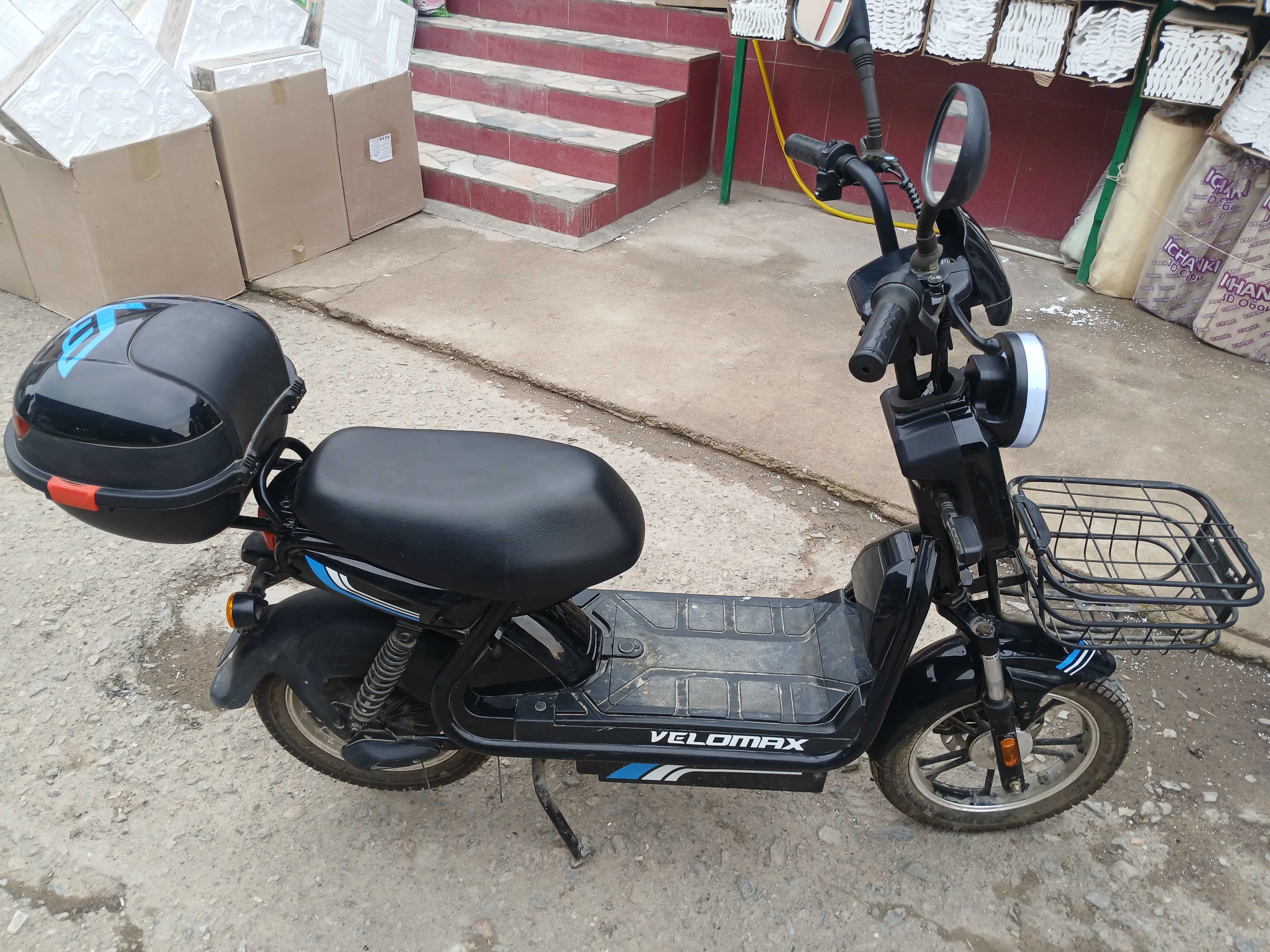 Elektro skuter sotiladi