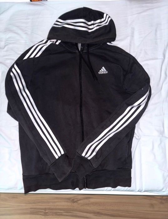 Adidas Essentials от новите модели