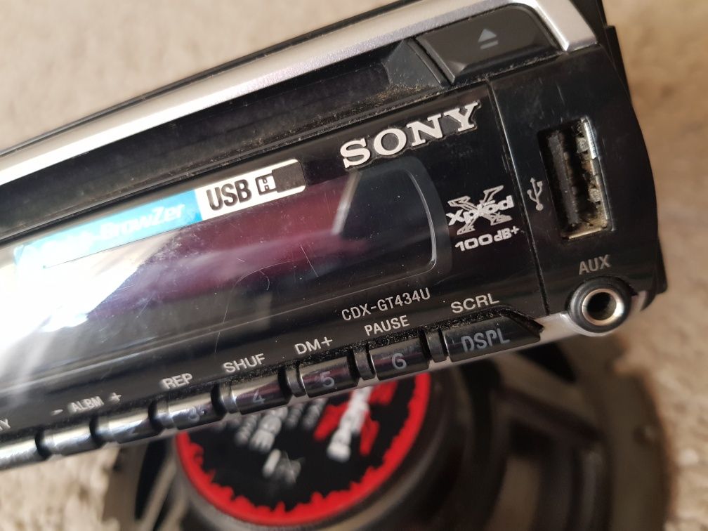 CD Player auto Sony xplod + 2 boxe Sony xplod
