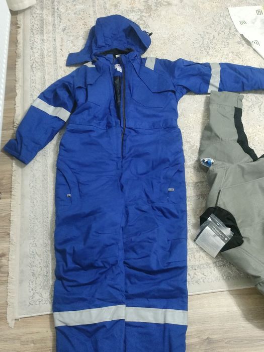 Зимний комбинизион
