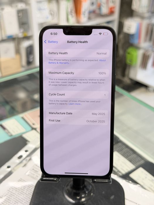 Apple iPhone 16e 128GB Black