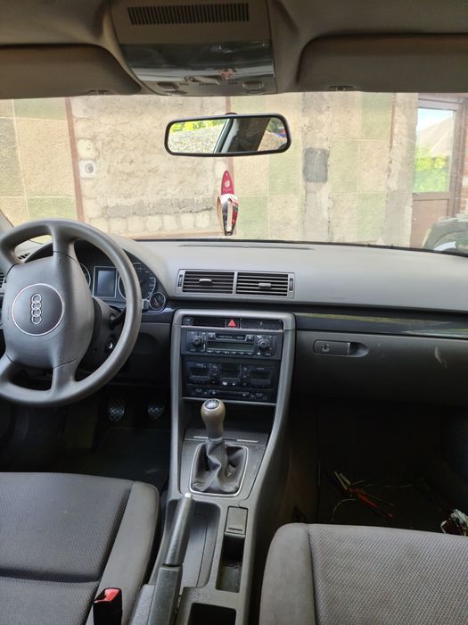 Vând Audi a4 b6 2.0 alt