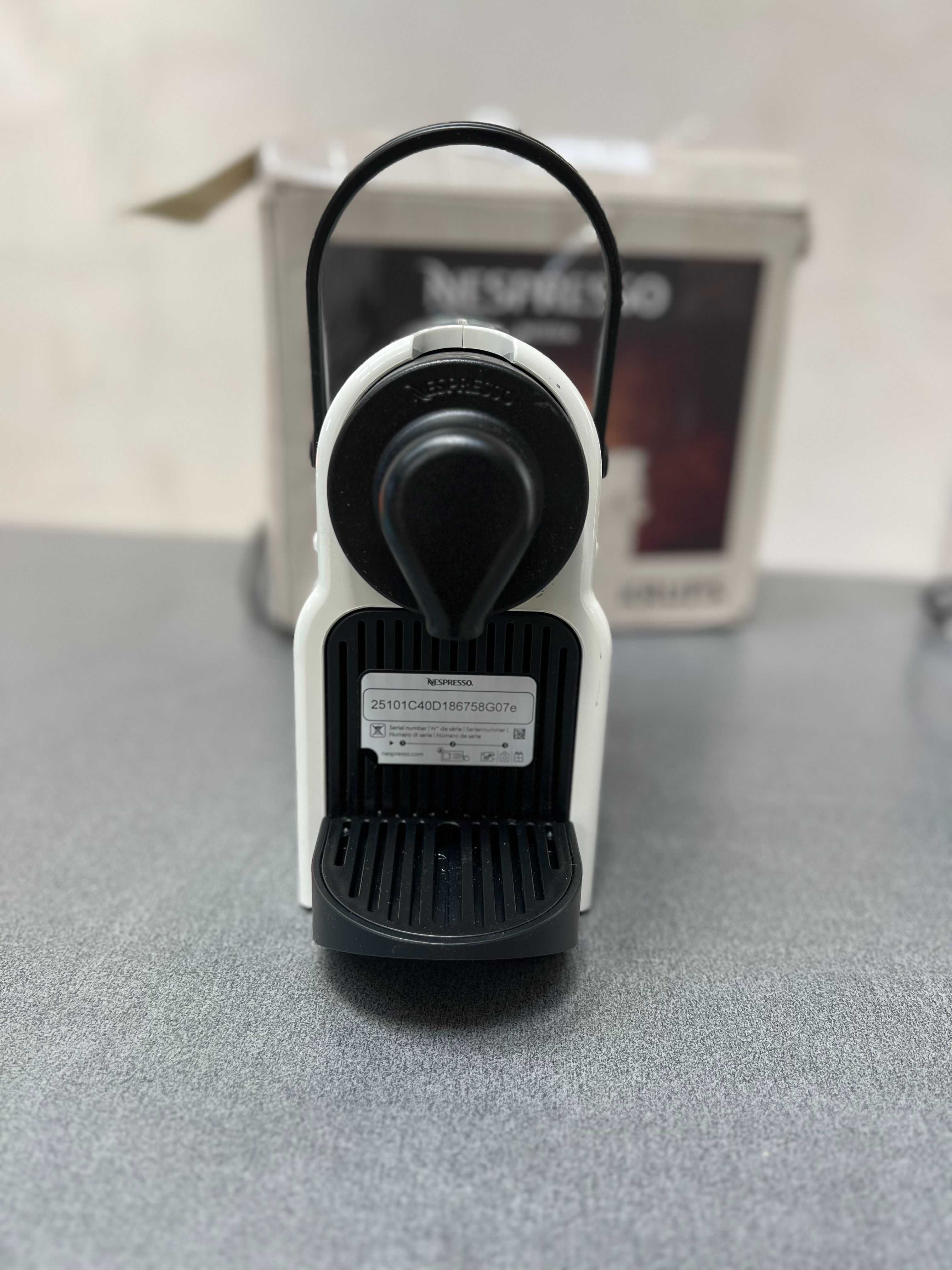Кафемашина с капсули Krups Nespresso Inissia XN1001