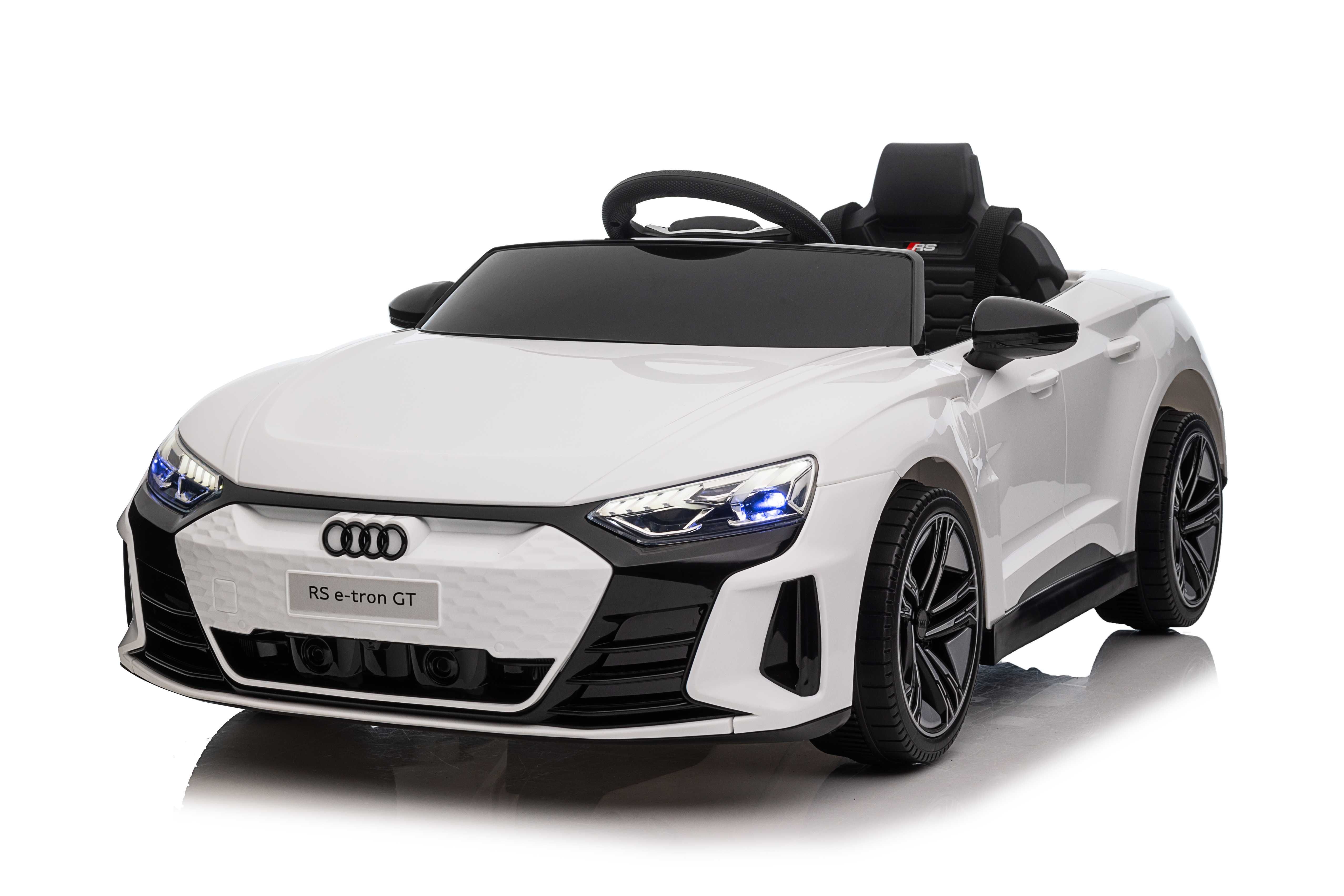 Акумулатотна кола AUDI RS E-TRON