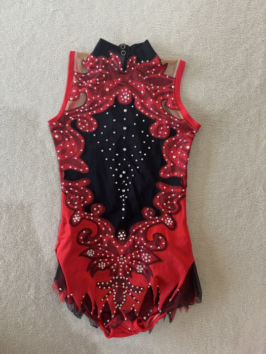 Трико за художествена гимнастика