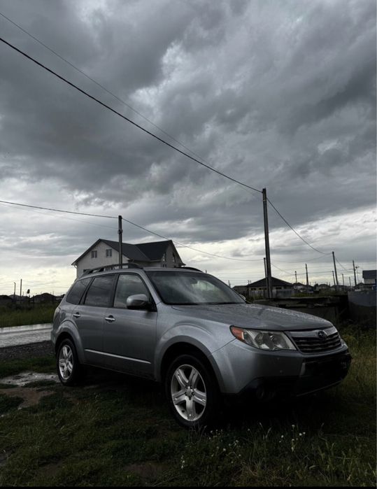 Продам Субарика !