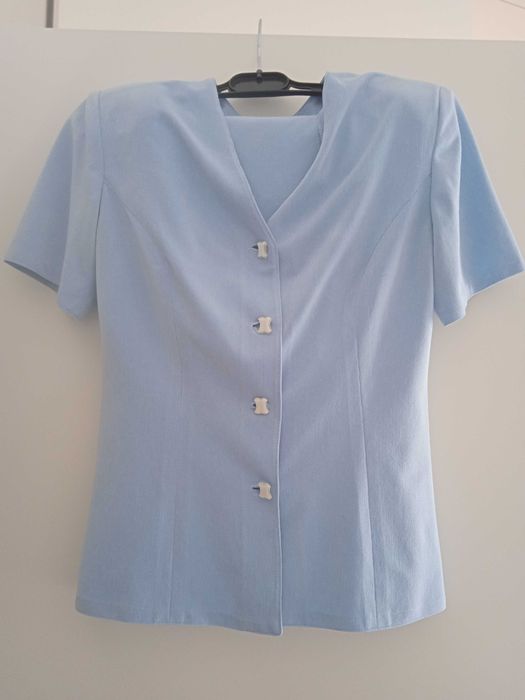 Costumaș mărime XS-S,fusta și sacou cu mânecă scurtă