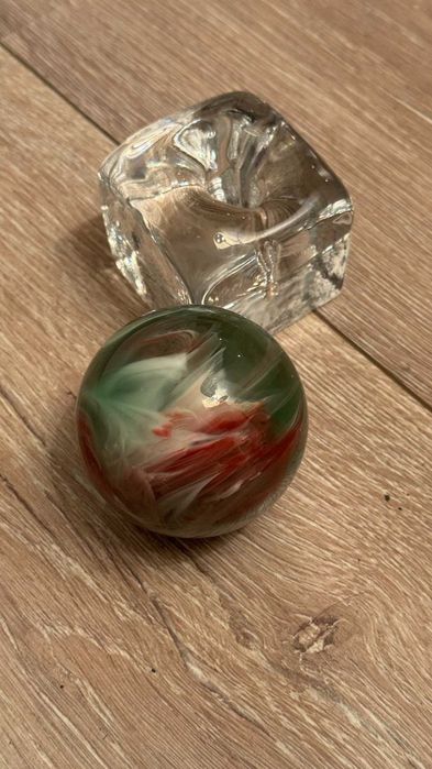 Винтидж масивна топка.