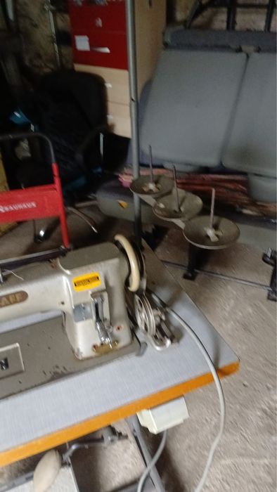 Vand Mașină de cusut industrială PFAFF – lucru greu