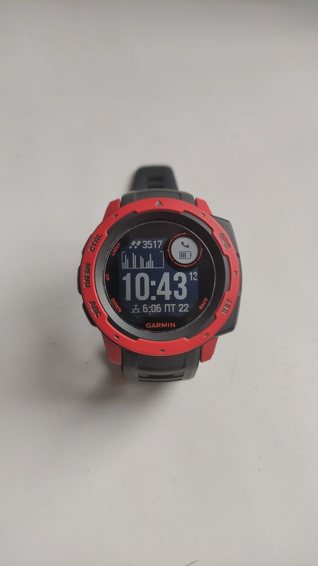 Garmin instinct Flame red