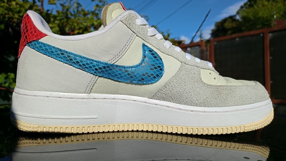 Nike x Undefeated Air Force 1 Low "5 On it"