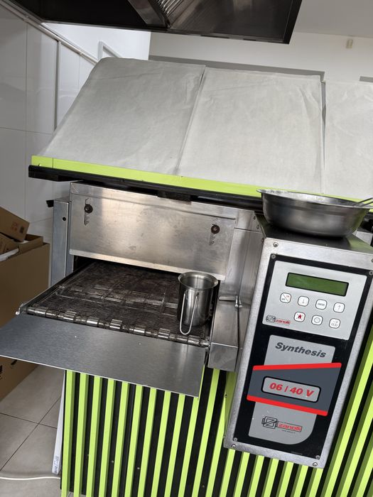 Cuptor pe gaz covrigi/pizza Zanolli  06/40v