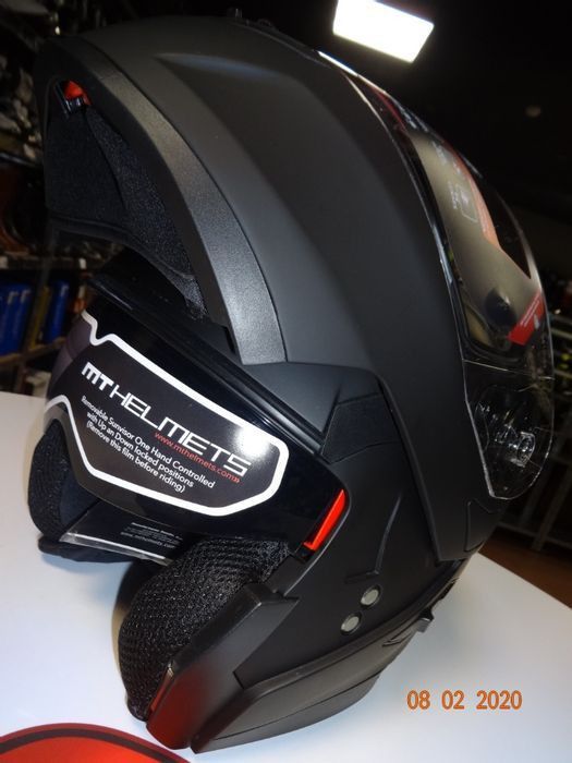 каска Mt helmets flux модуларна каска тъмни очила размери xs s l мотор