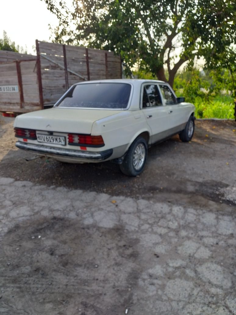 Мерседес Бенс дизель