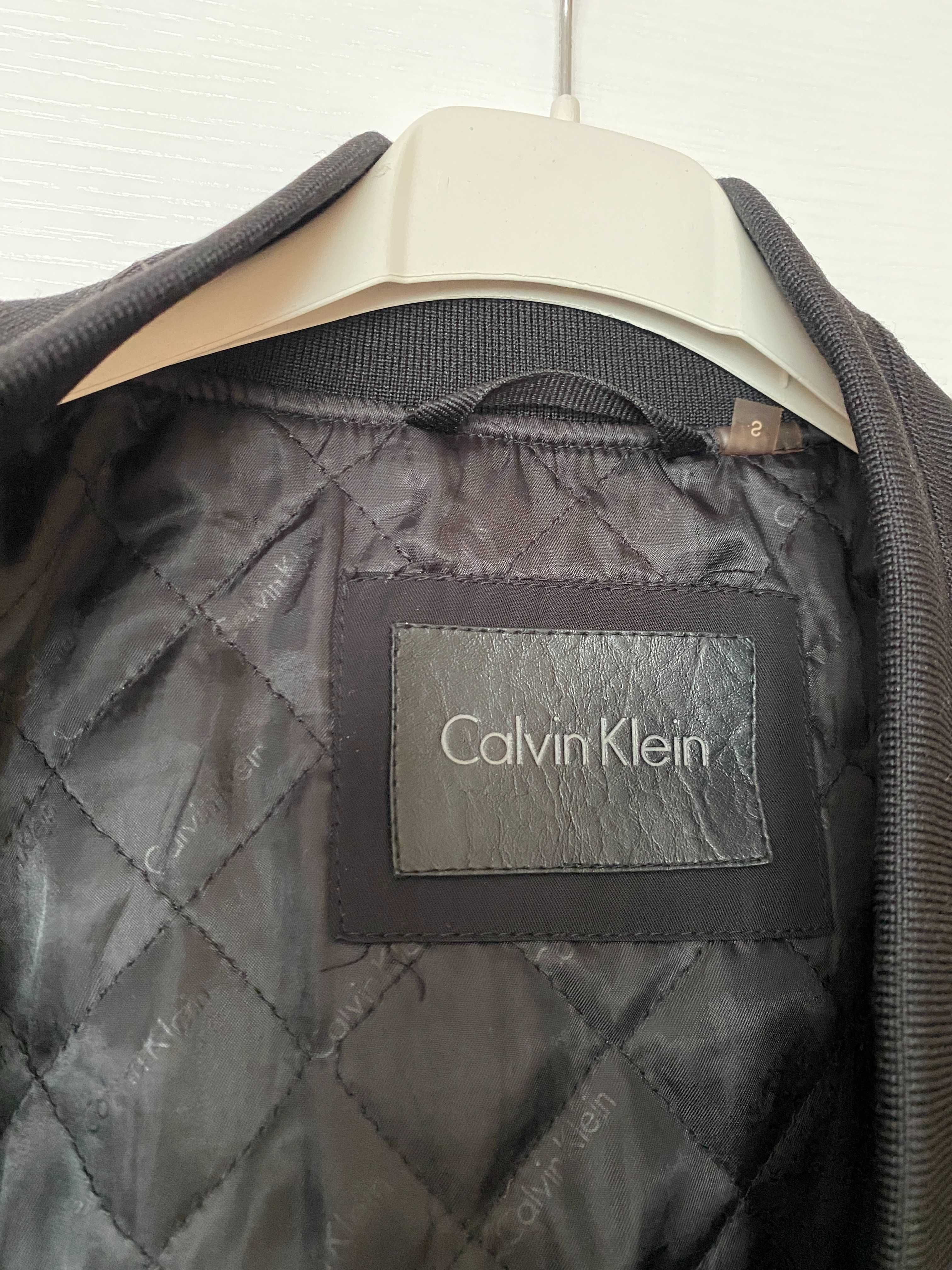 Calvin Klein, Zara Пролетно яке