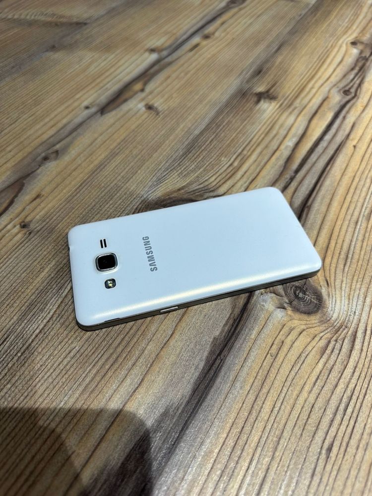 Продаю Samsung galaxy grand prime