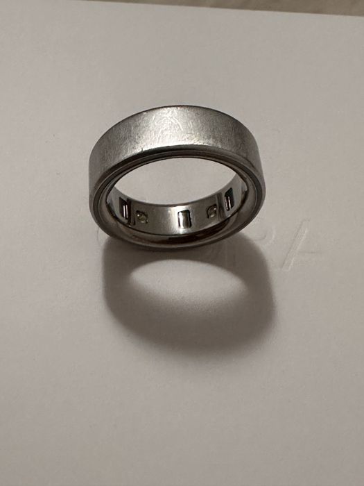 Oura ring 4, brushed silver, 9
