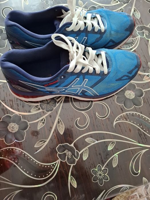 Оригинални маратонки asics