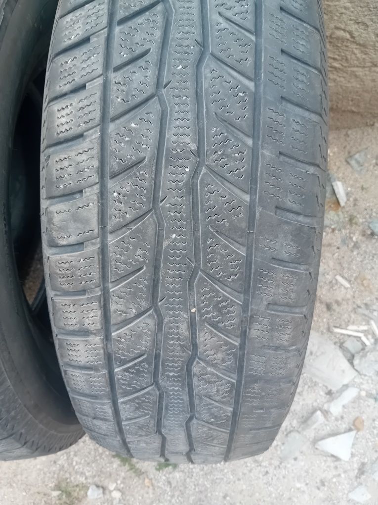 235/70 R16 зимни гуми
