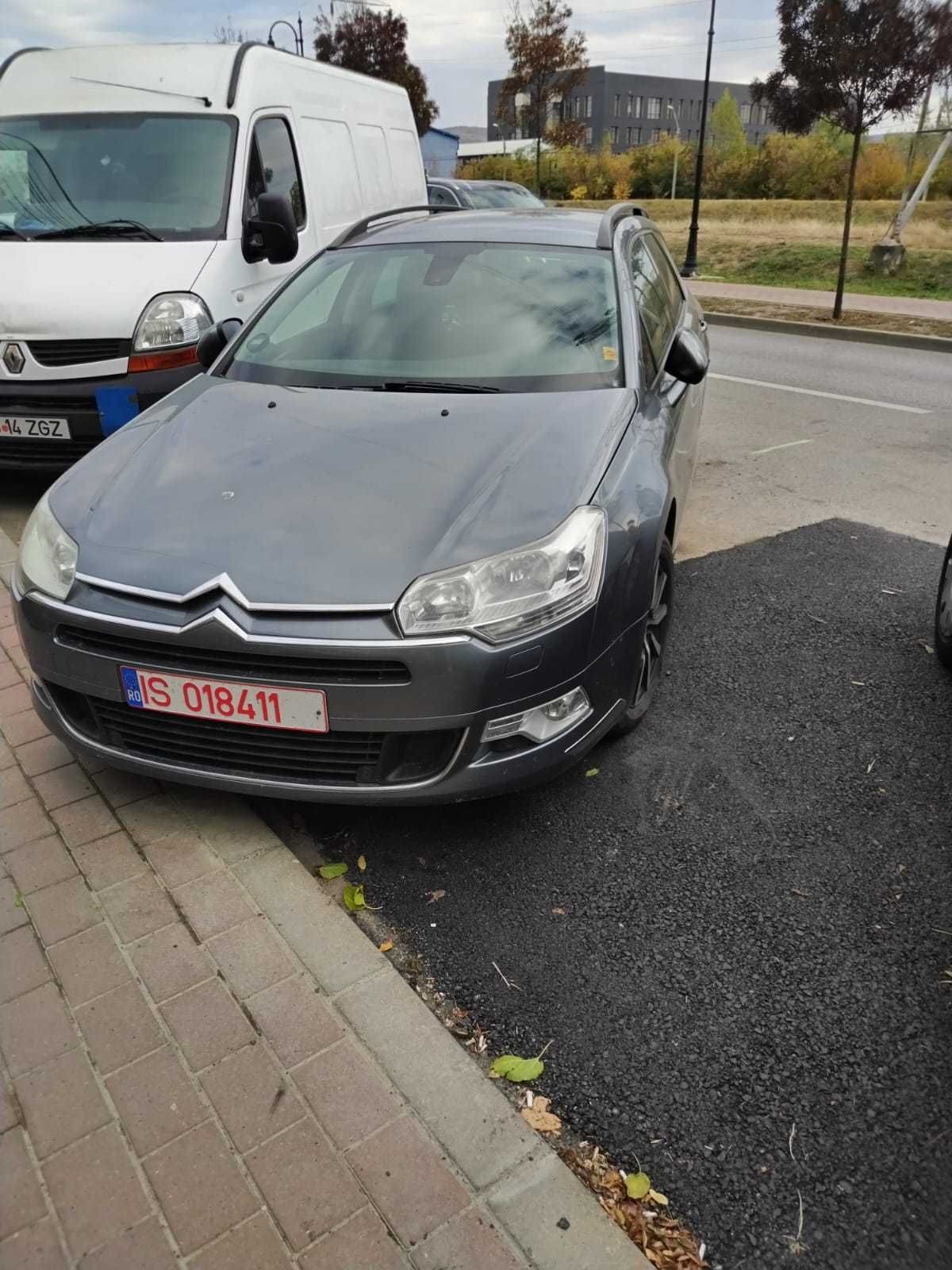 Vând Citroen C5 Break