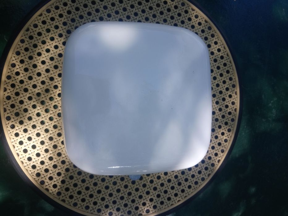 Лампа за таван и стена.