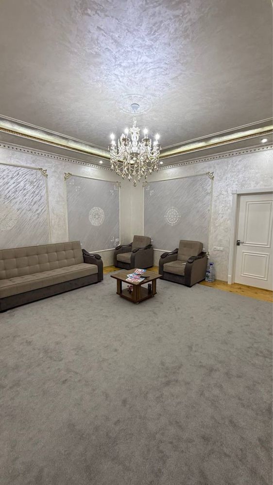 1 хонали квартира 1-қаватда янги ғиштли дом 42кв.м² Ор: 5-микрораён.